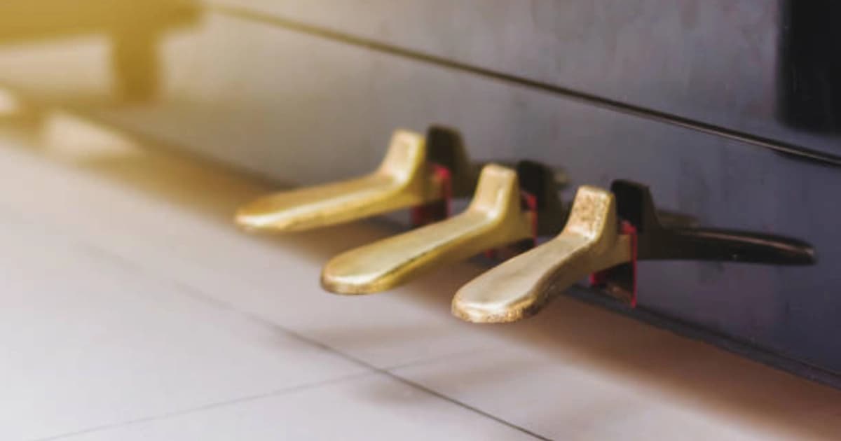 پدال دمپر(sustain pedal) در پیانو چیست؟ + کاربرد آن